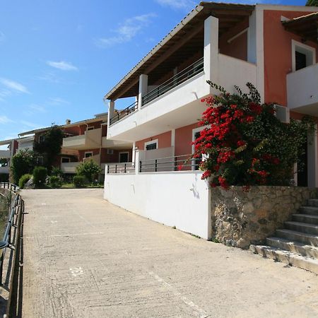 Glyfada Gorgona Apartments Екстер'єр фото