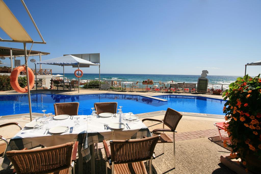 Glyfada Gorgona Apartments Екстер'єр фото