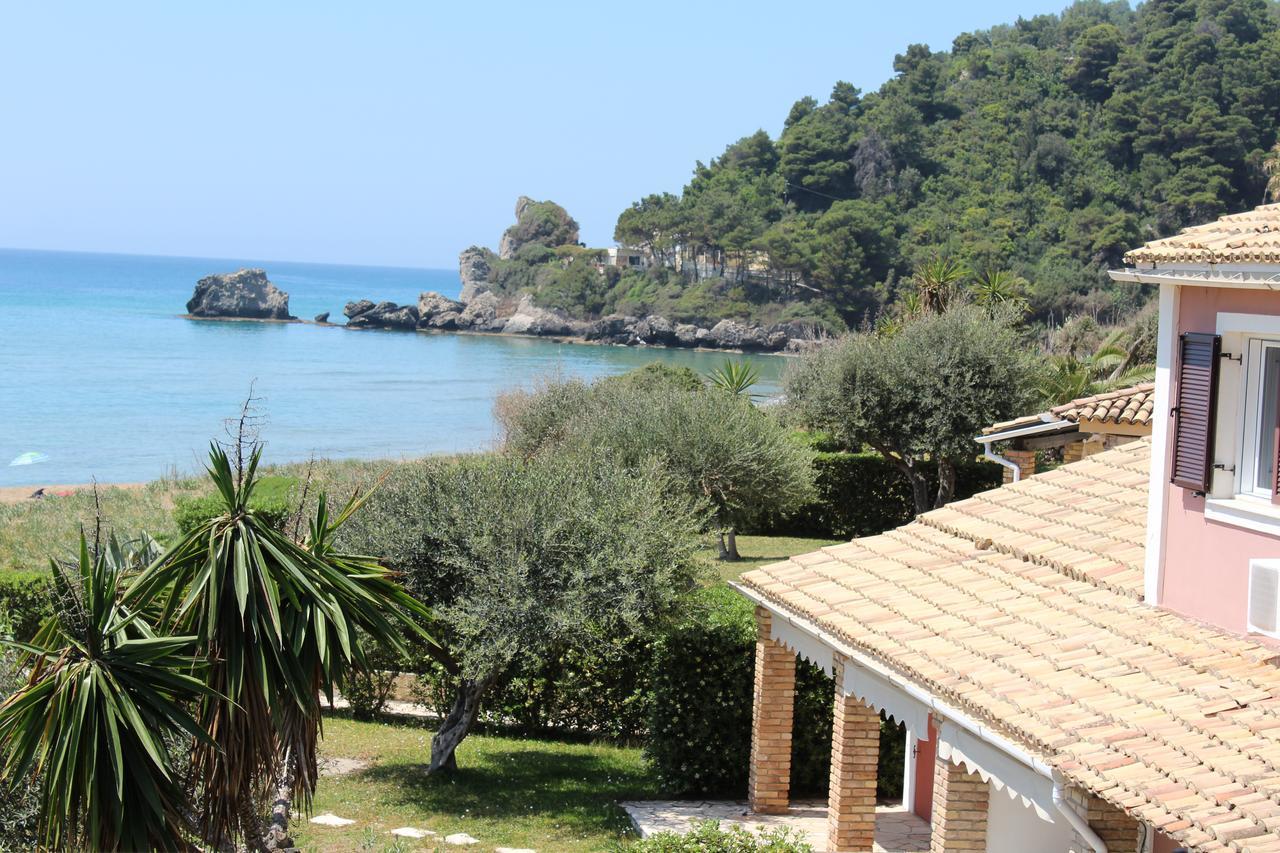 Glyfada Gorgona Apartments Екстер'єр фото