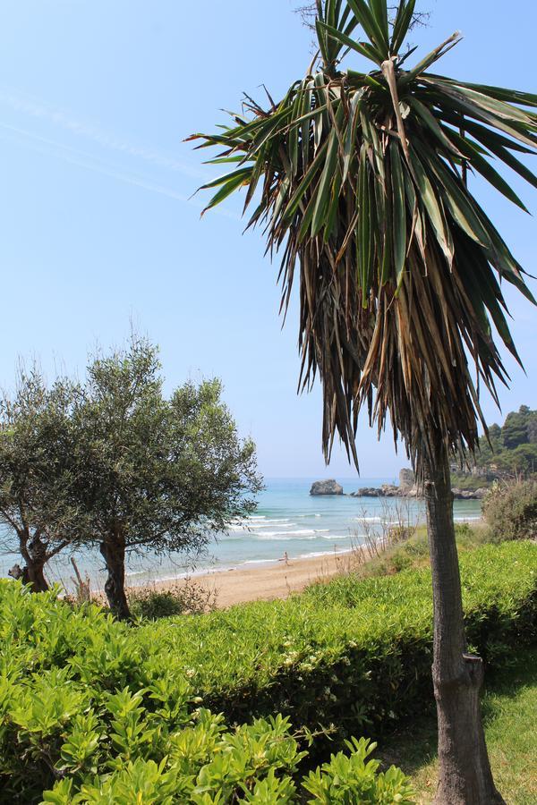 Glyfada Gorgona Apartments Екстер'єр фото